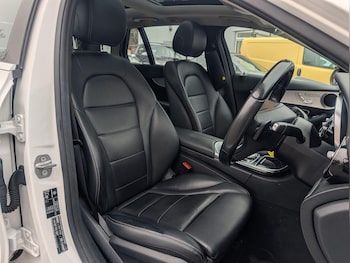 Used Mercedes-Benz C Class 2016 for sale - 77495798: Photo