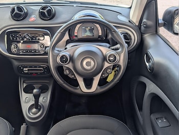 Used smart fortwo 2016 for sale - 75708426: Photo