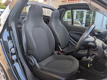 Used smart fortwo 2016 for sale - 75708426: Photo