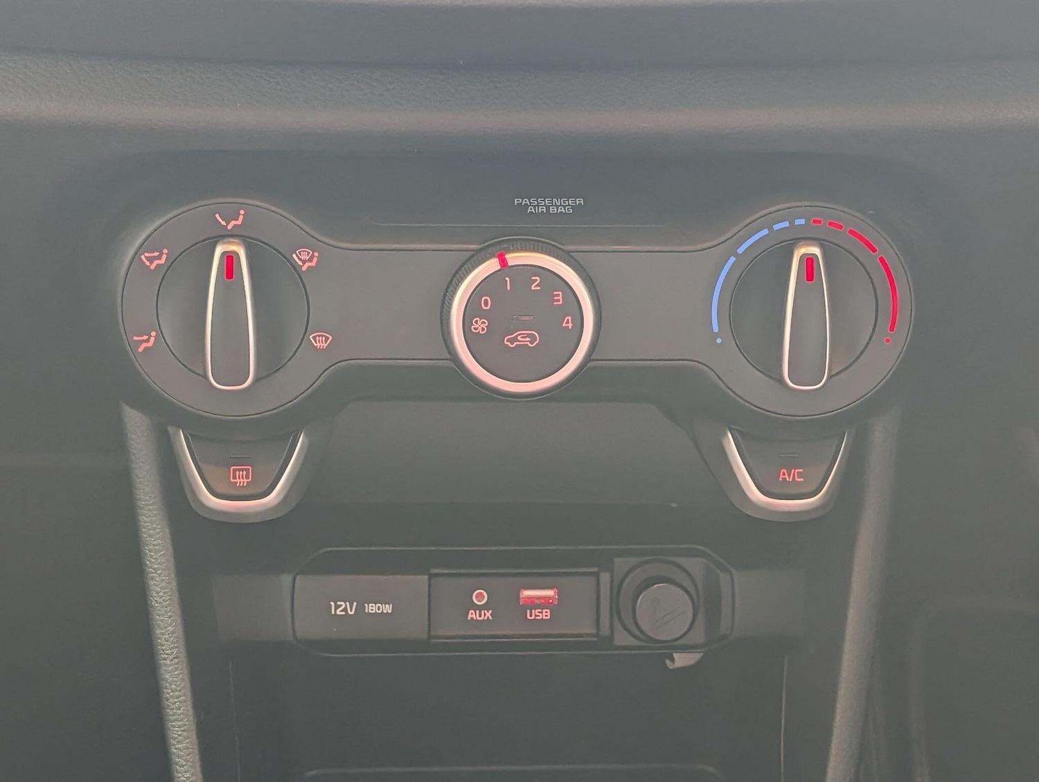 Used Kia Picanto 2018 for sale - 77344202: Photo 27