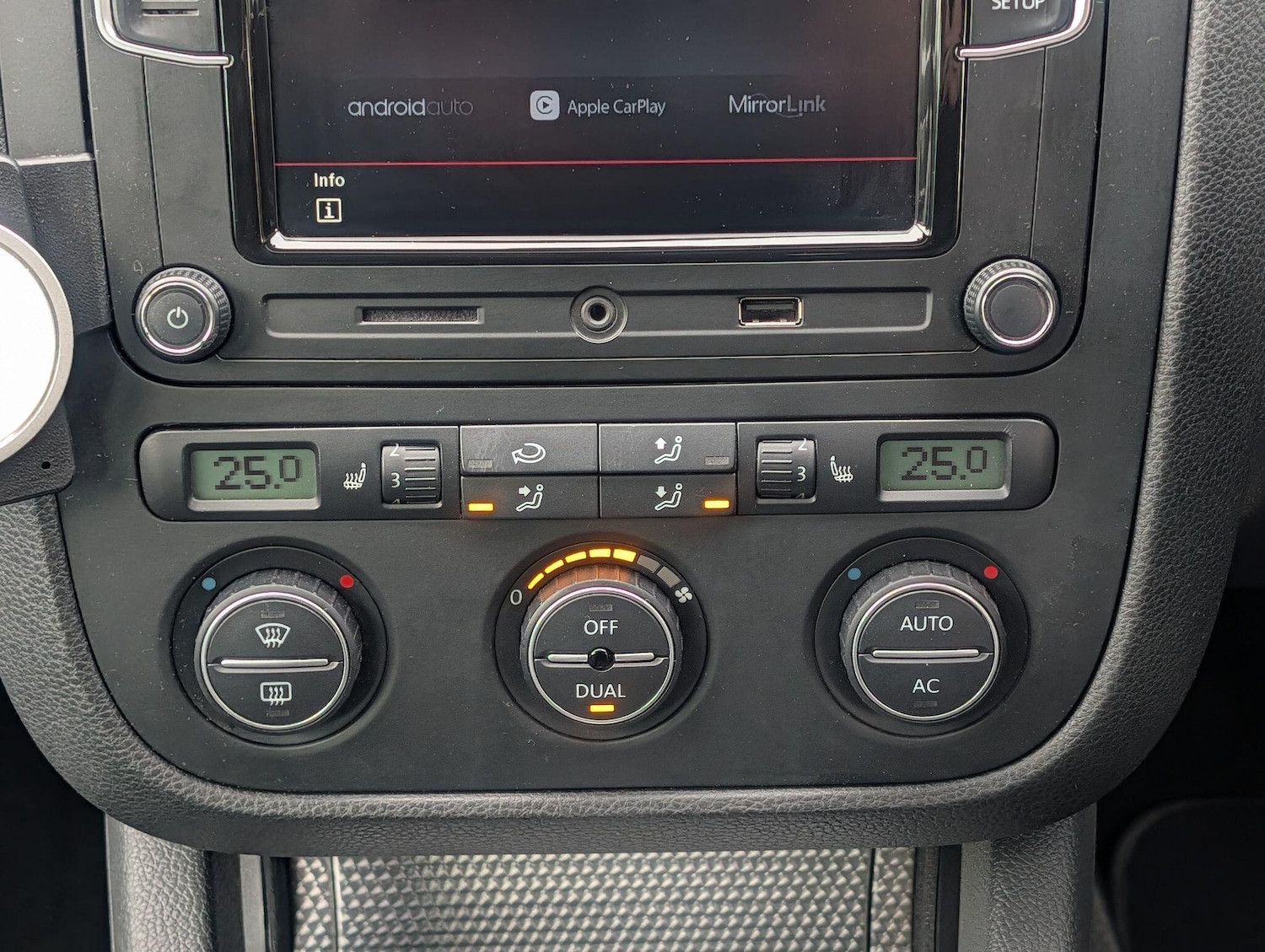 Used Volkswagen Golf 2008 for sale - 76398630: Photo 42