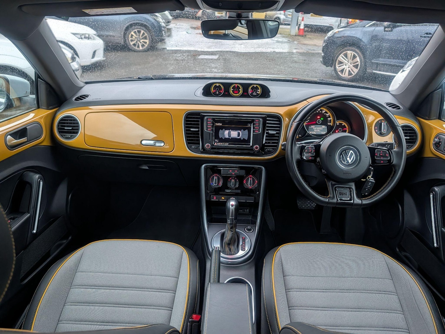 Used Volkswagen Beetle 2017 for sale - 76991581: Photo 31