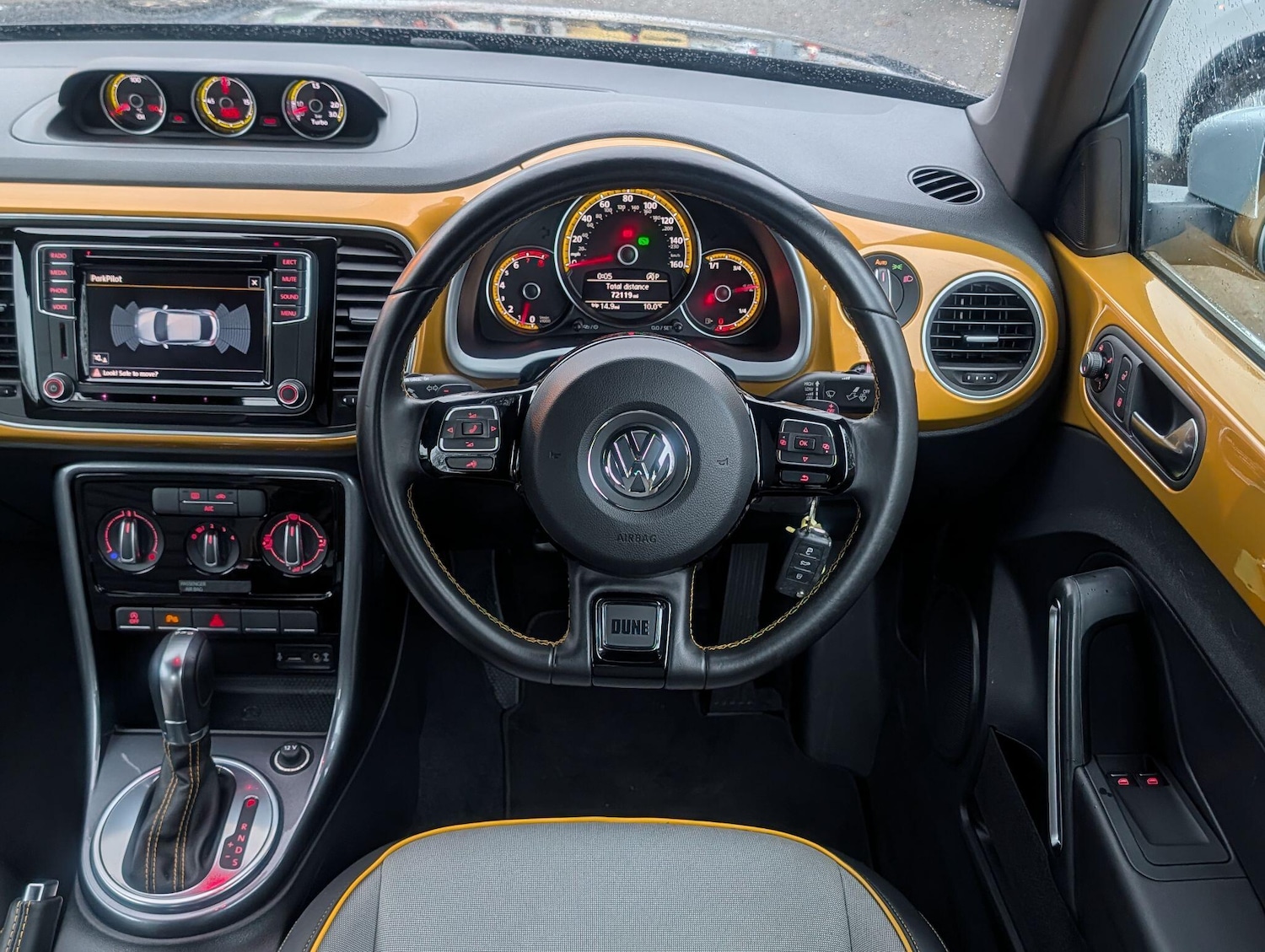 Used Volkswagen Beetle 2017 for sale - 76991581: Photo 38