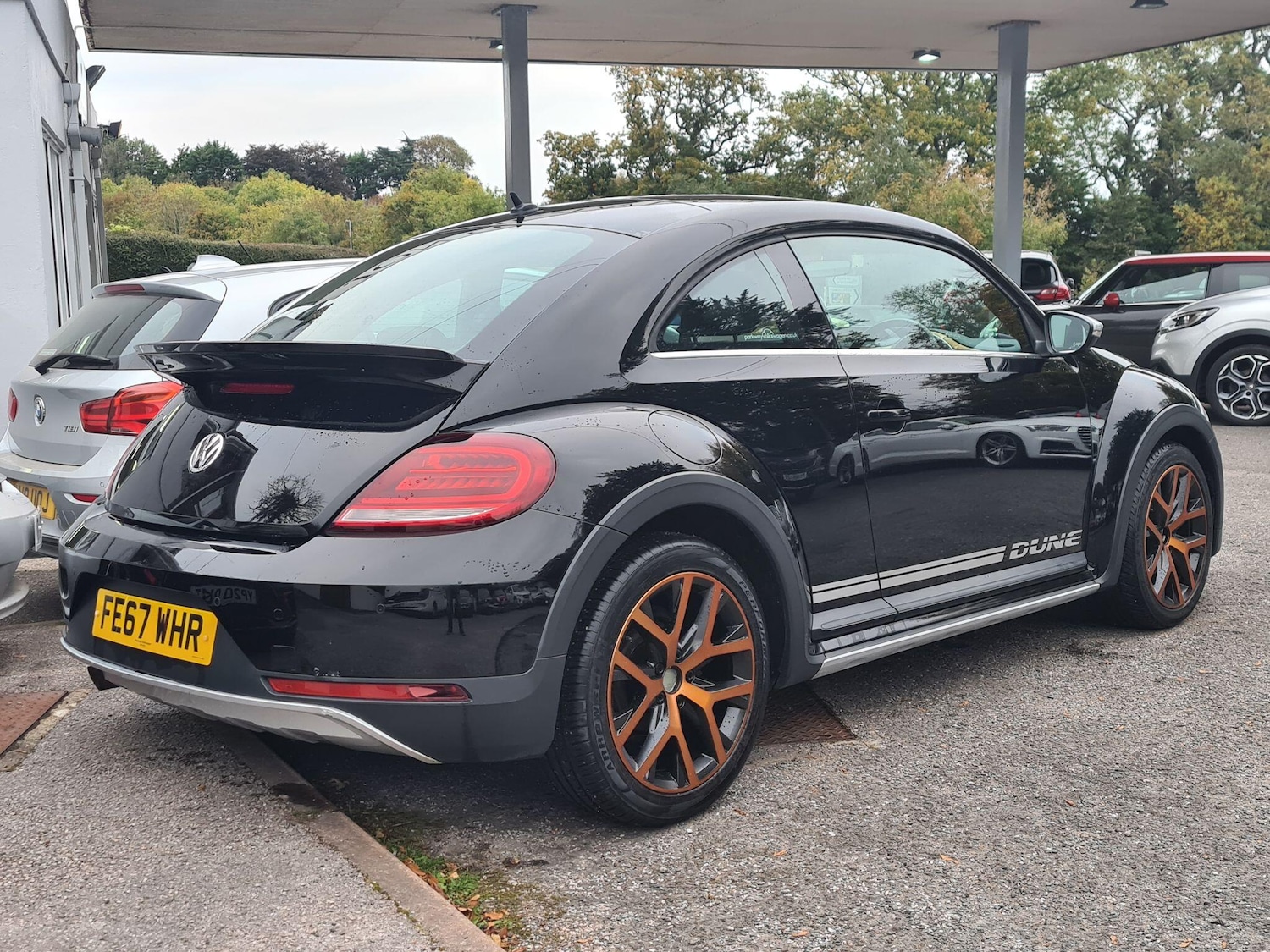 Used Volkswagen Beetle 2017 for sale - 76991581: Photo 4