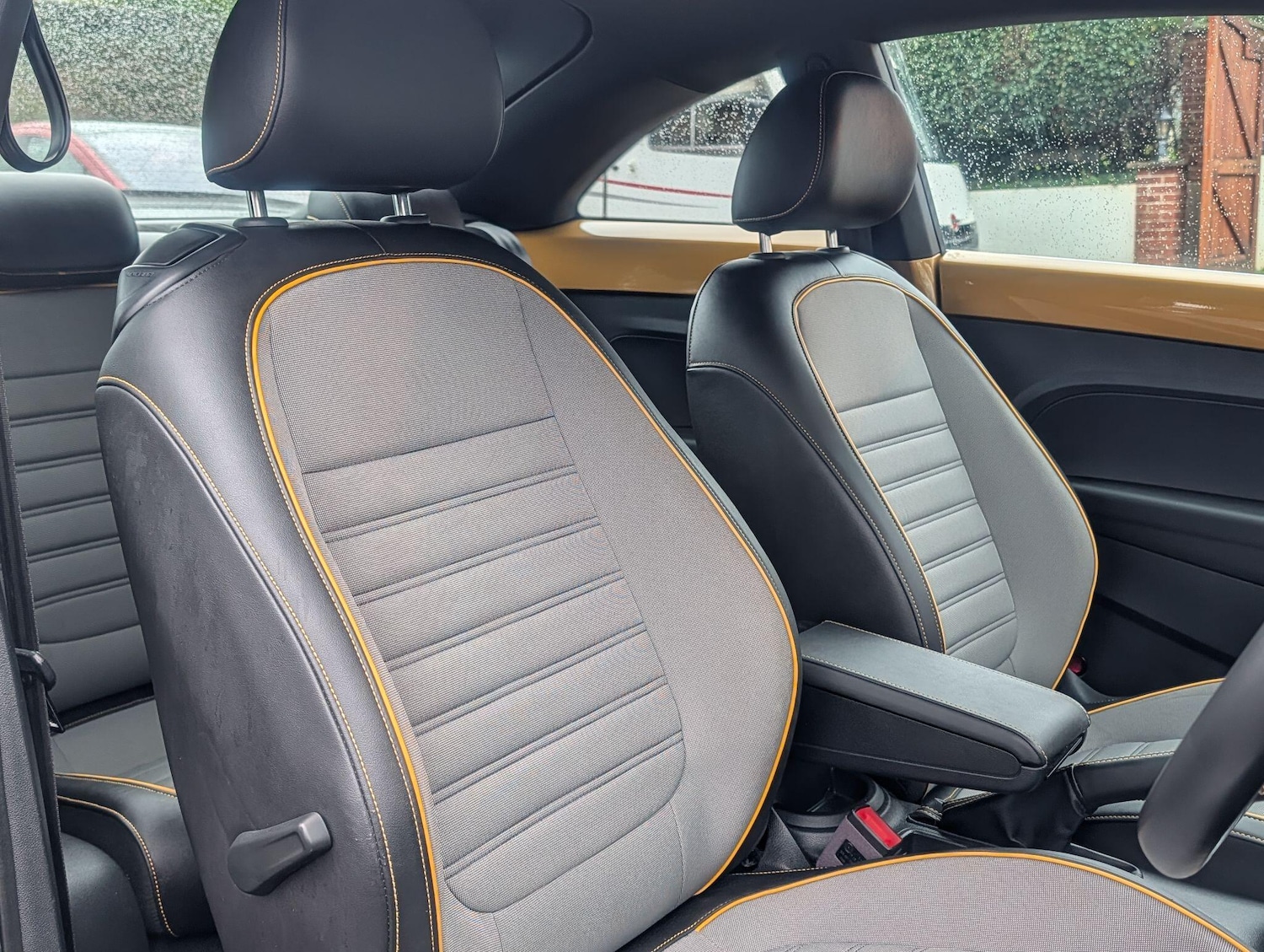 Used Volkswagen Beetle 2017 for sale - 76991581: Photo 45