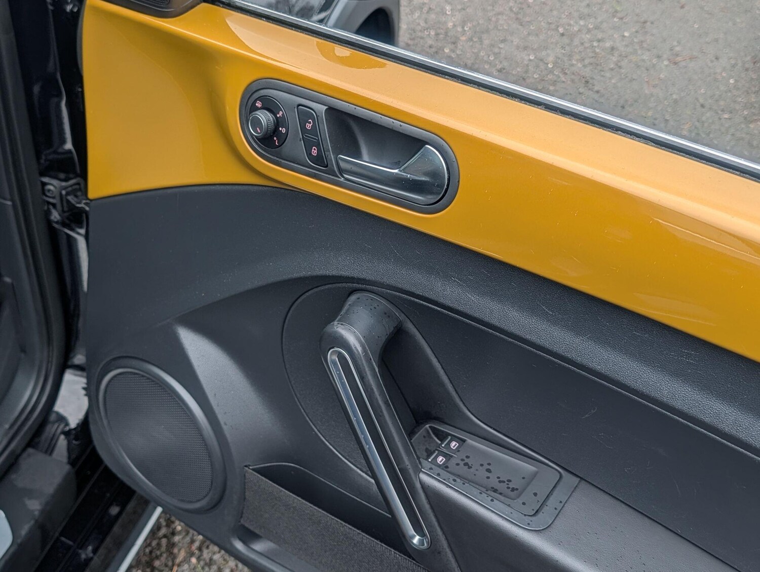 Used Volkswagen Beetle 2017 for sale - 76991581: Photo 47