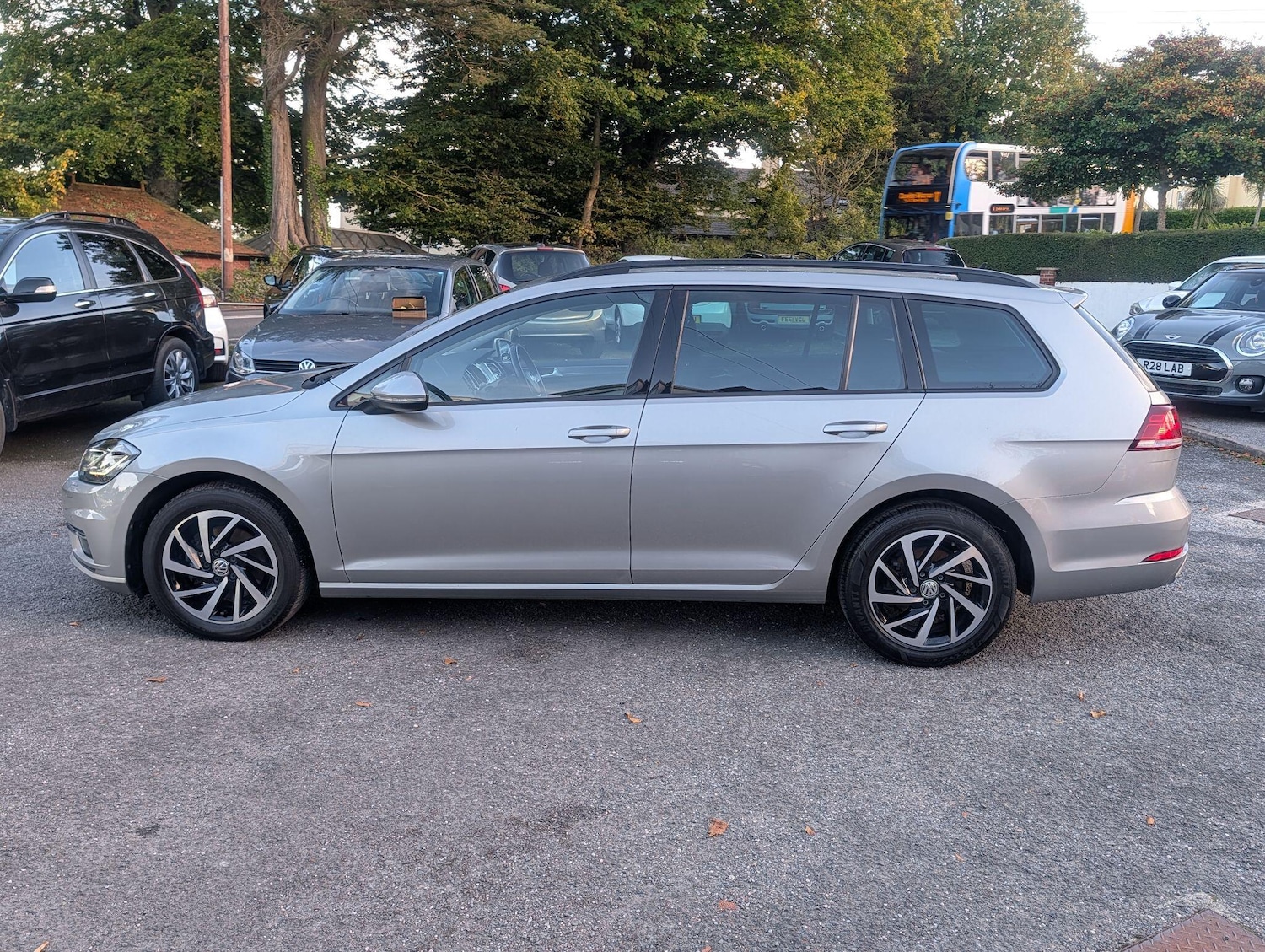Used Volkswagen Golf 2020 for sale - 75808579: Photo 10