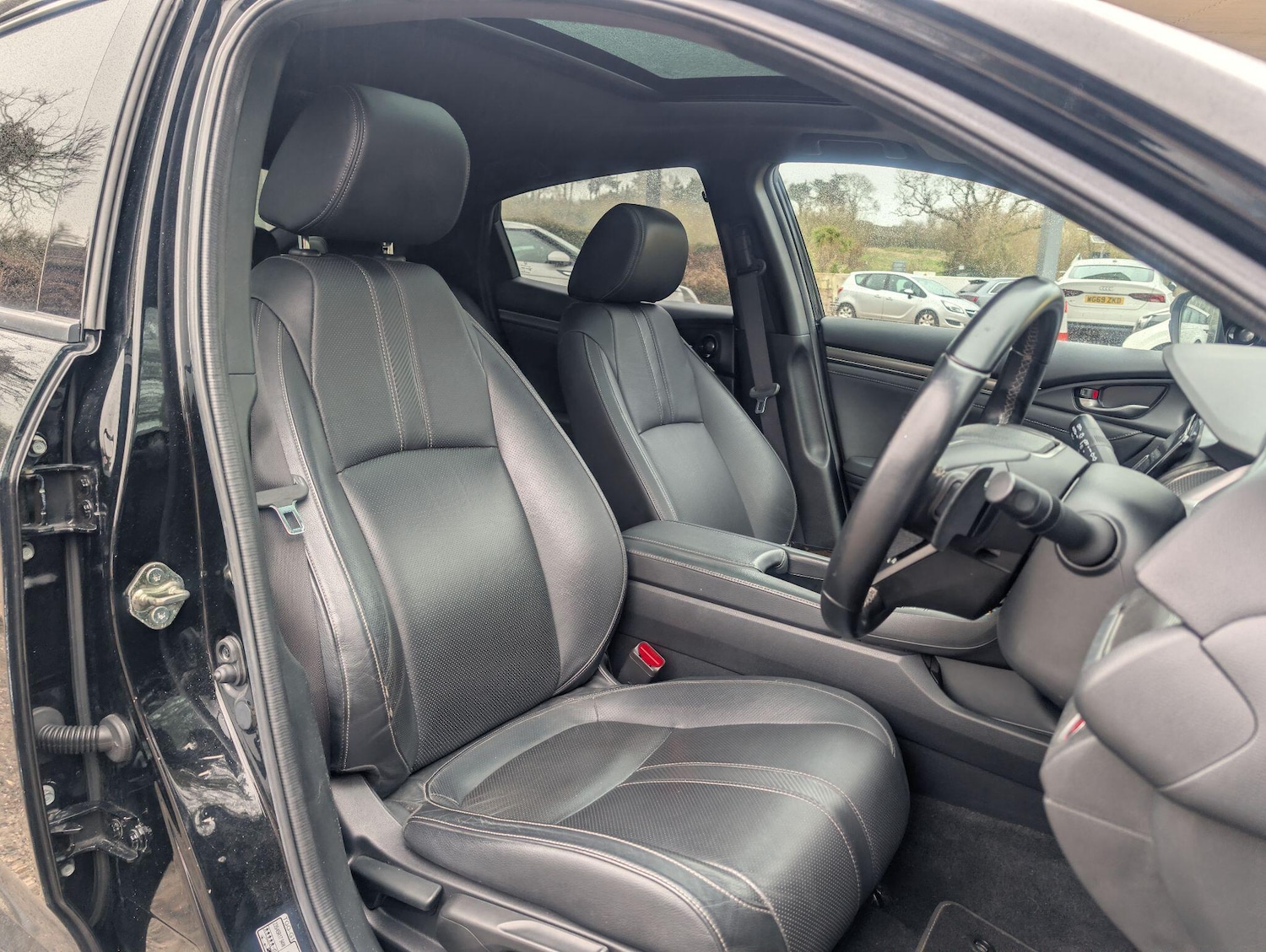 Used Honda Civic 2017 for sale - 77738253: Photo 13