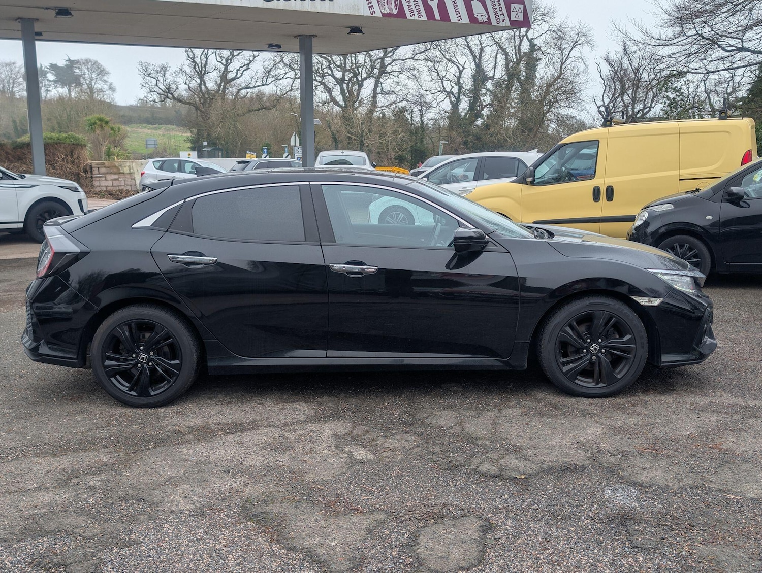 Used Honda Civic 2017 for sale - 77738253: Photo 4