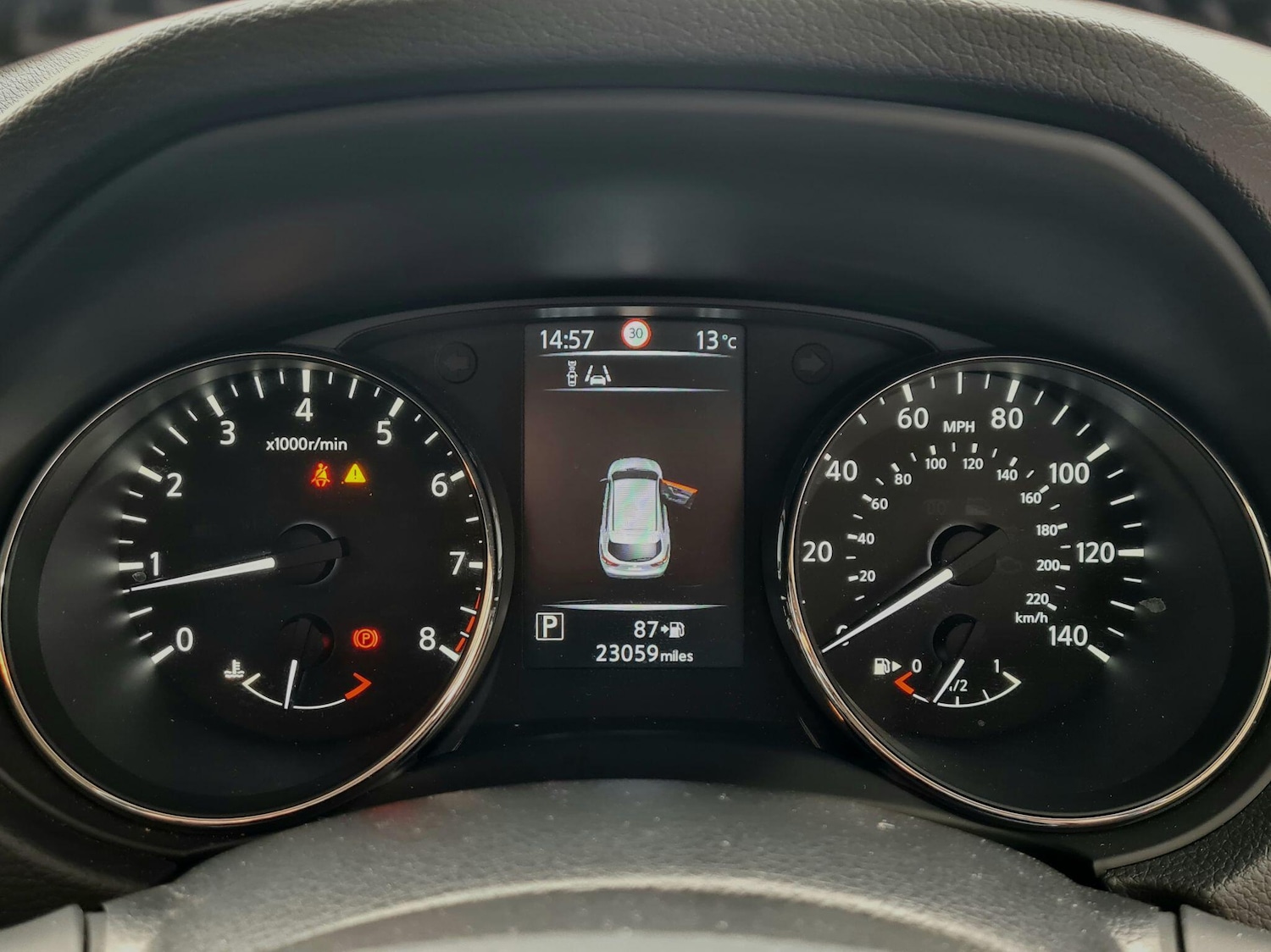 Used Nissan Qashqai 2015 for sale - 76422707: Photo 10