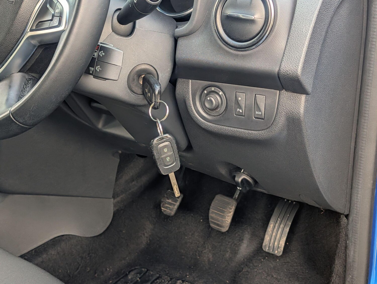 Used Dacia Sandero Stepway 2018 for sale - 76644875: Photo 40