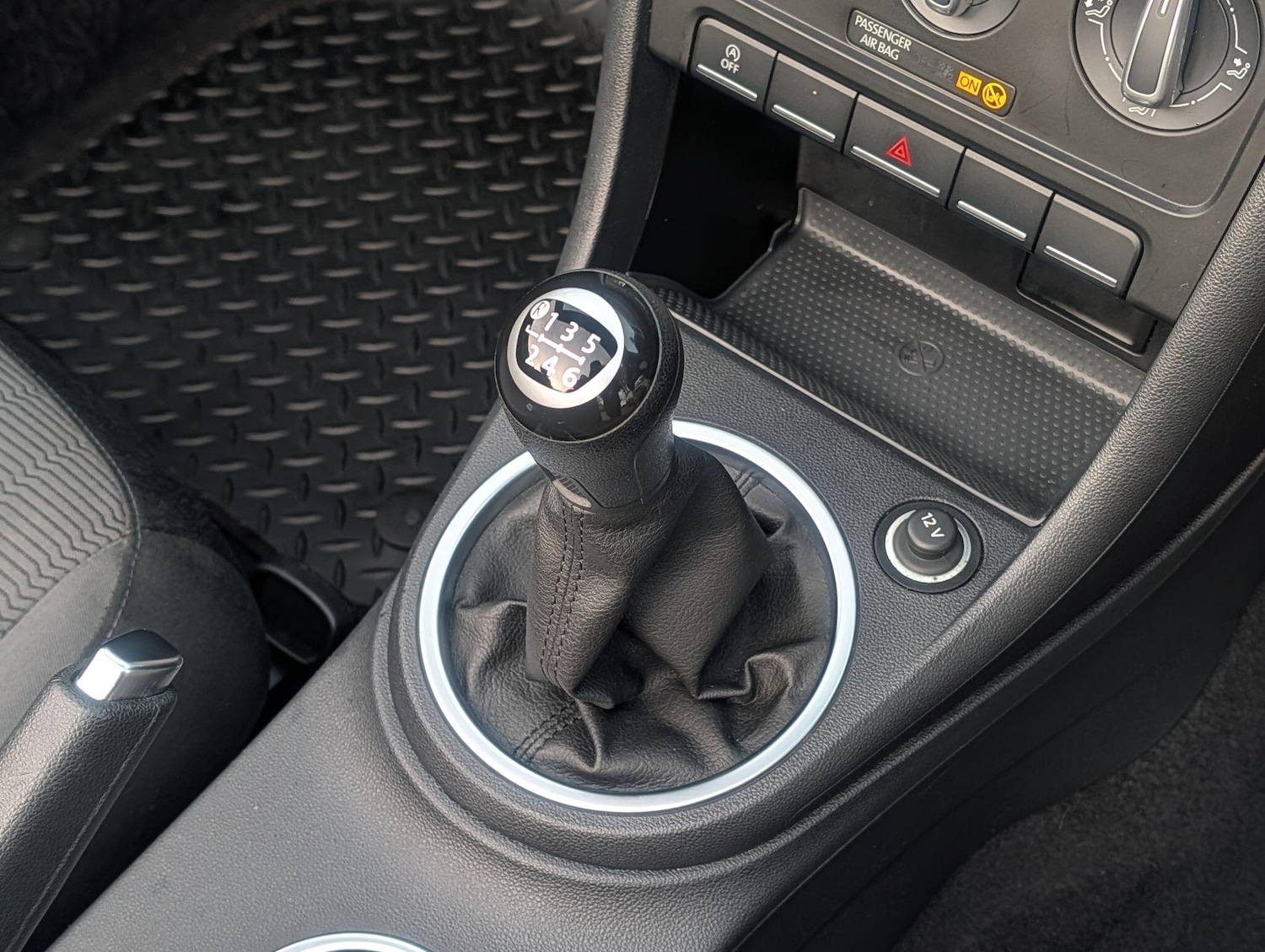 Used Volkswagen Beetle 2016 for sale - 76994160: Photo 26