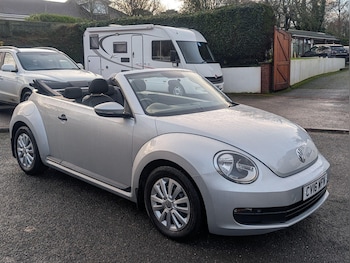 Used Volkswagen Beetle 2016 for sale - 76994160: Photo