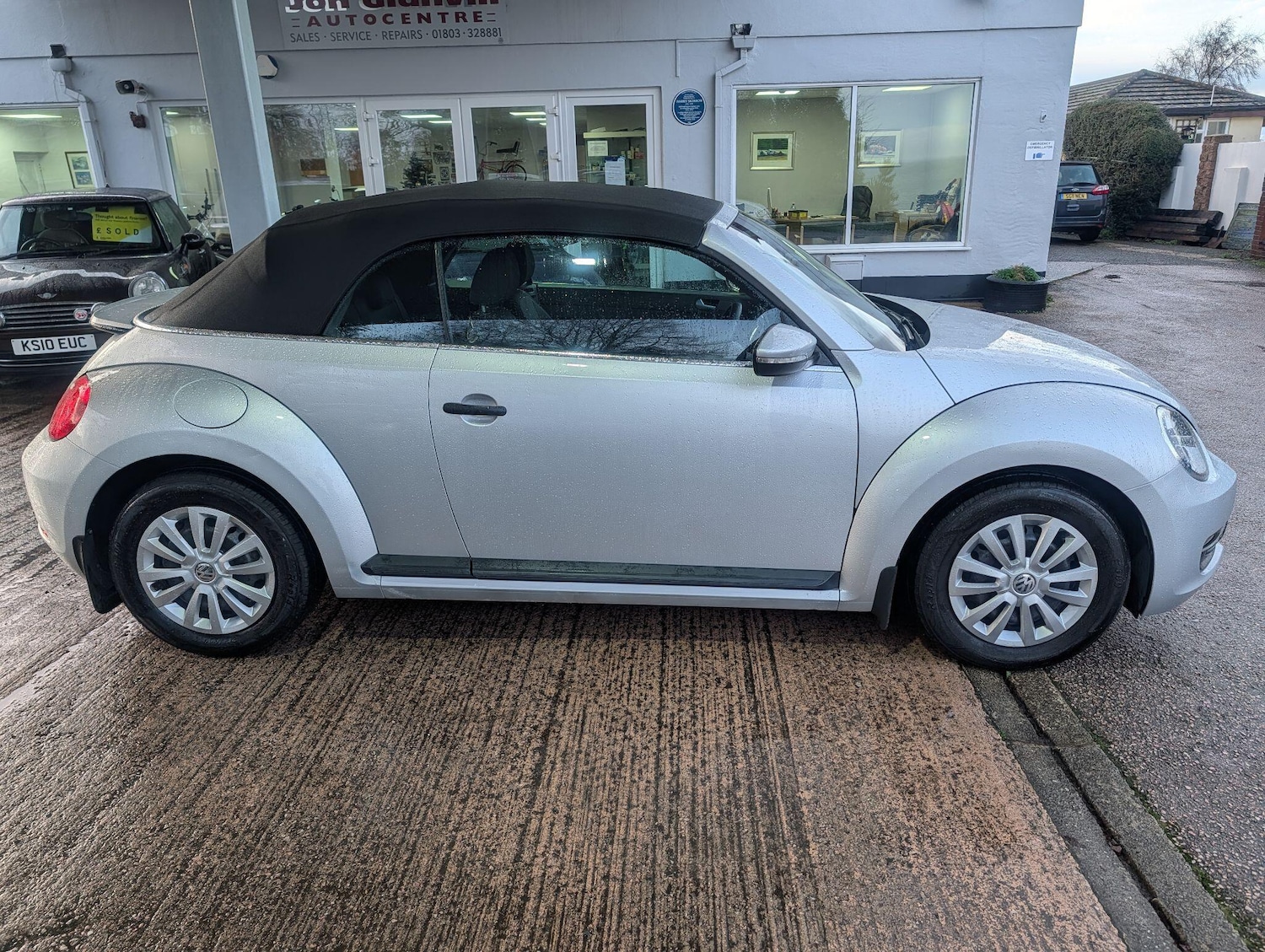 Used Volkswagen Beetle 2016 for sale - 76994160: Photo 5