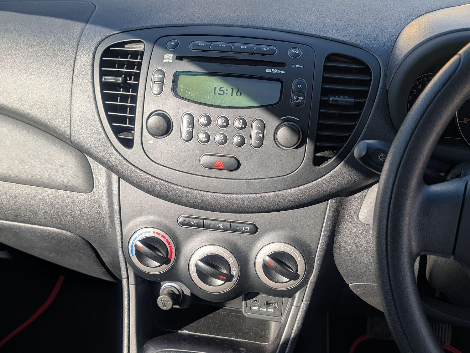 Used Hyundai i10 2014 for sale - 78086038: Photo 18