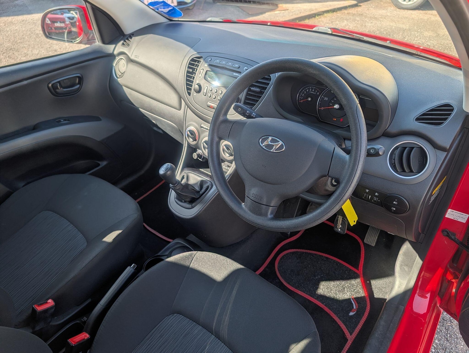 Used Hyundai i10 2014 for sale - 78086038: Photo 2