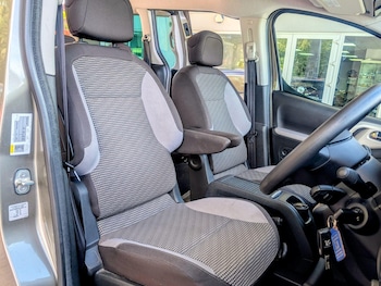Used Peugeot Partner Tepee 2014 for sale - 79025847: Photo