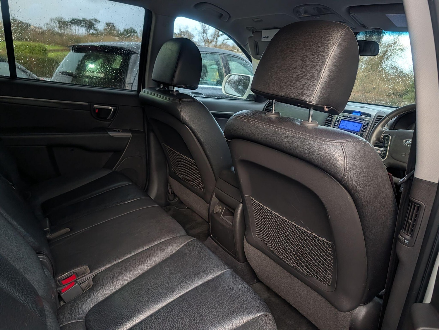 Used Hyundai Santa Fe 2010 for sale - 77230414: Photo 21