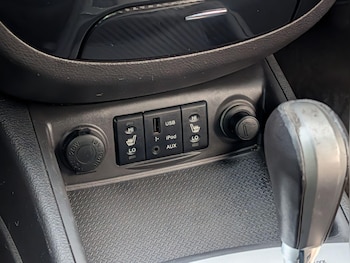 Used Hyundai Santa Fe 2010 for sale - 77230414: Photo