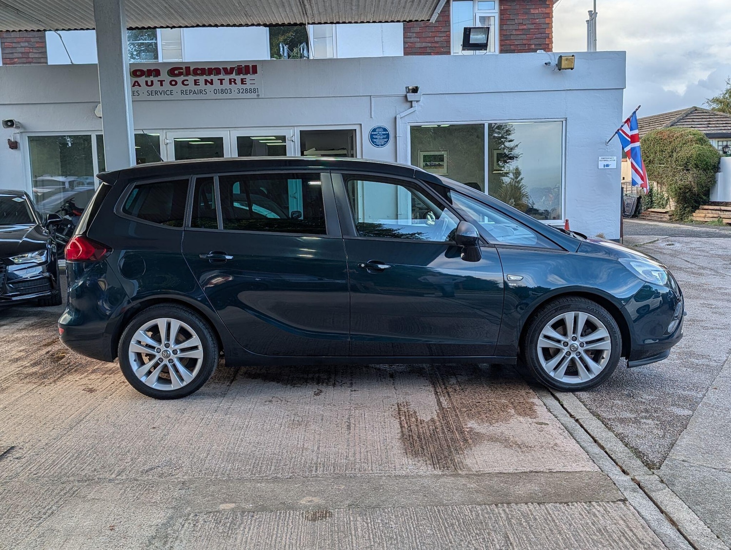 Vehicle 5