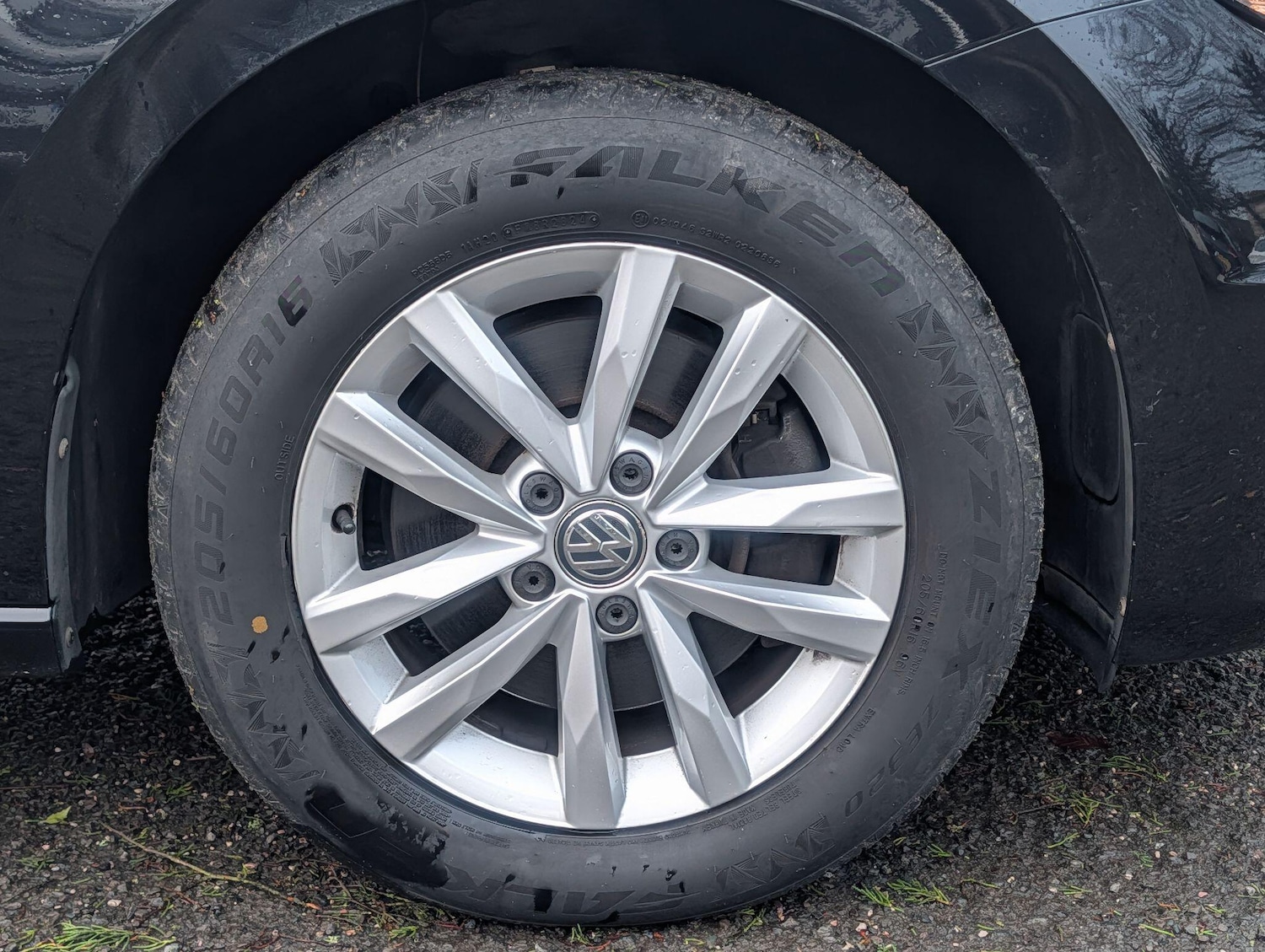 Used Volkswagen Touran 2016 for sale - 77345340: Photo 16