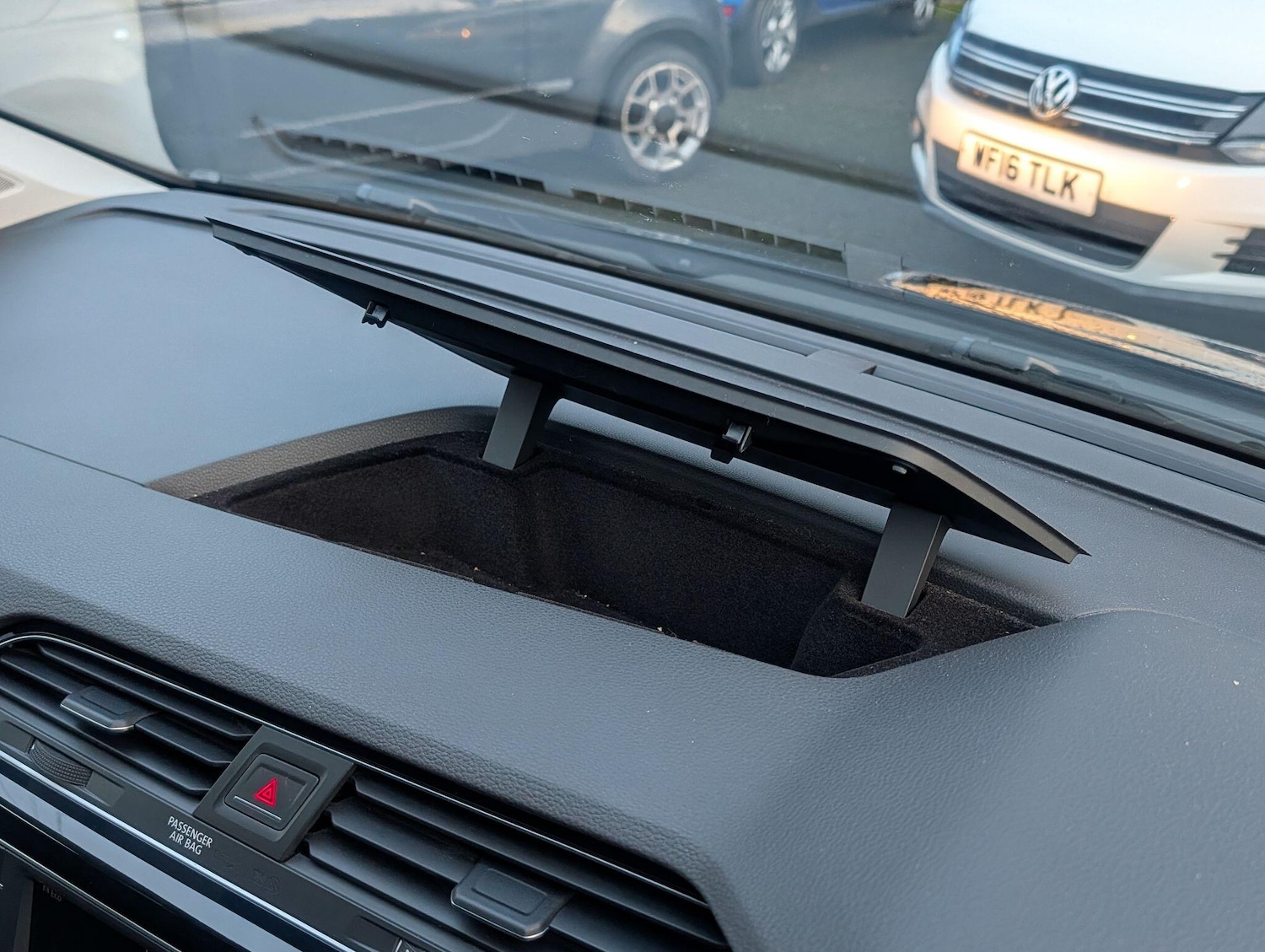 Used Volkswagen Touran 2016 for sale - 77345340: Photo 44