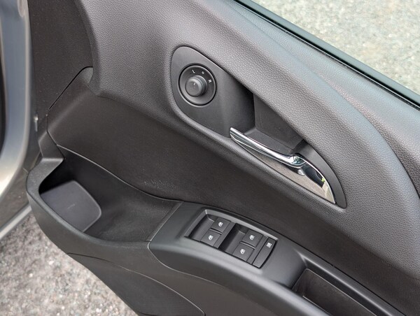 Used Vauxhall Meriva 2015 for sale - 75492455: Photo 33