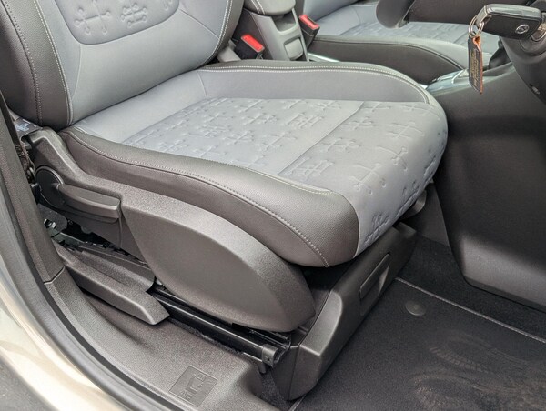 Used Vauxhall Meriva 2015 for sale - 75492455: Photo 36
