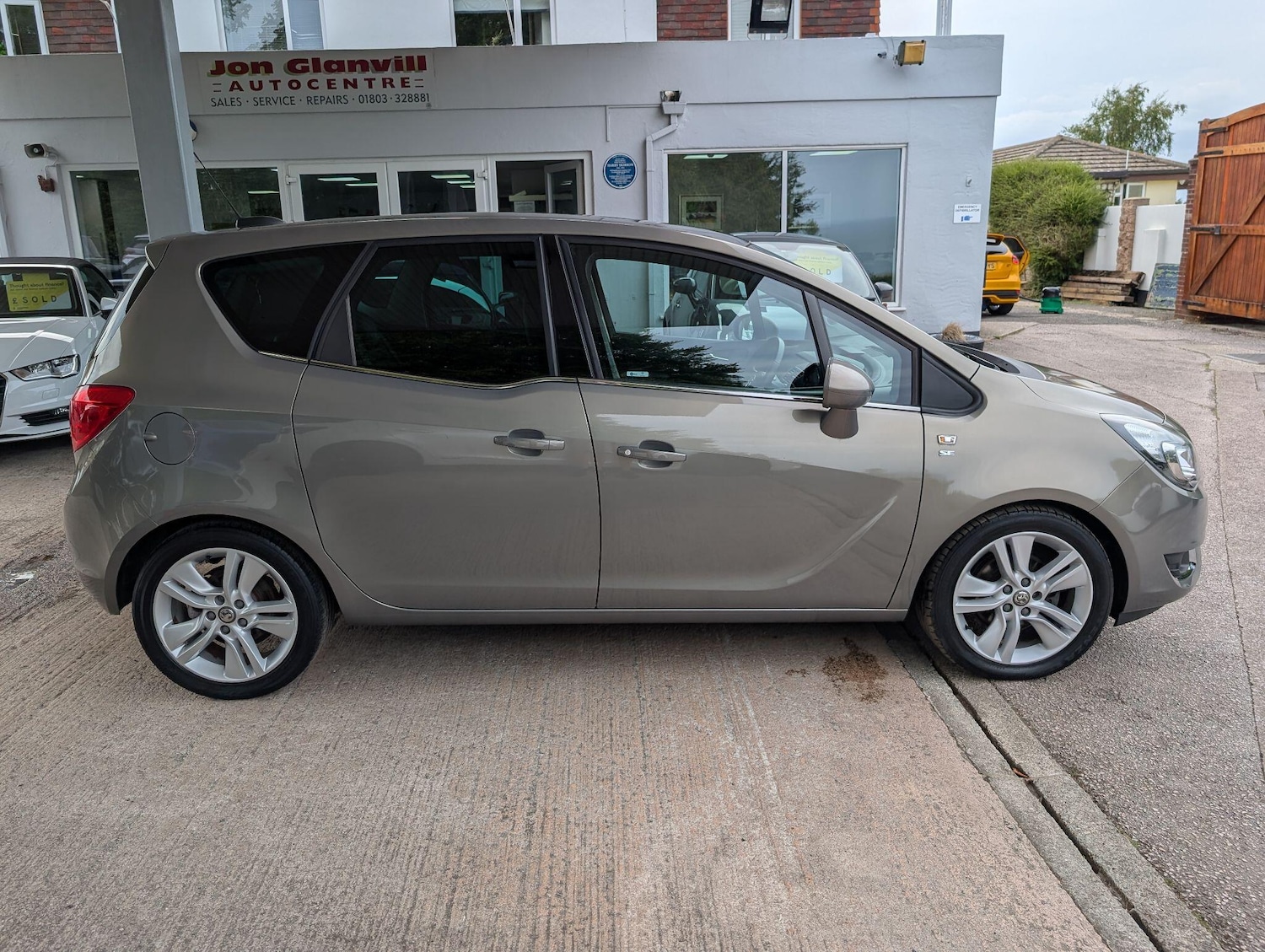 Vehicle 5