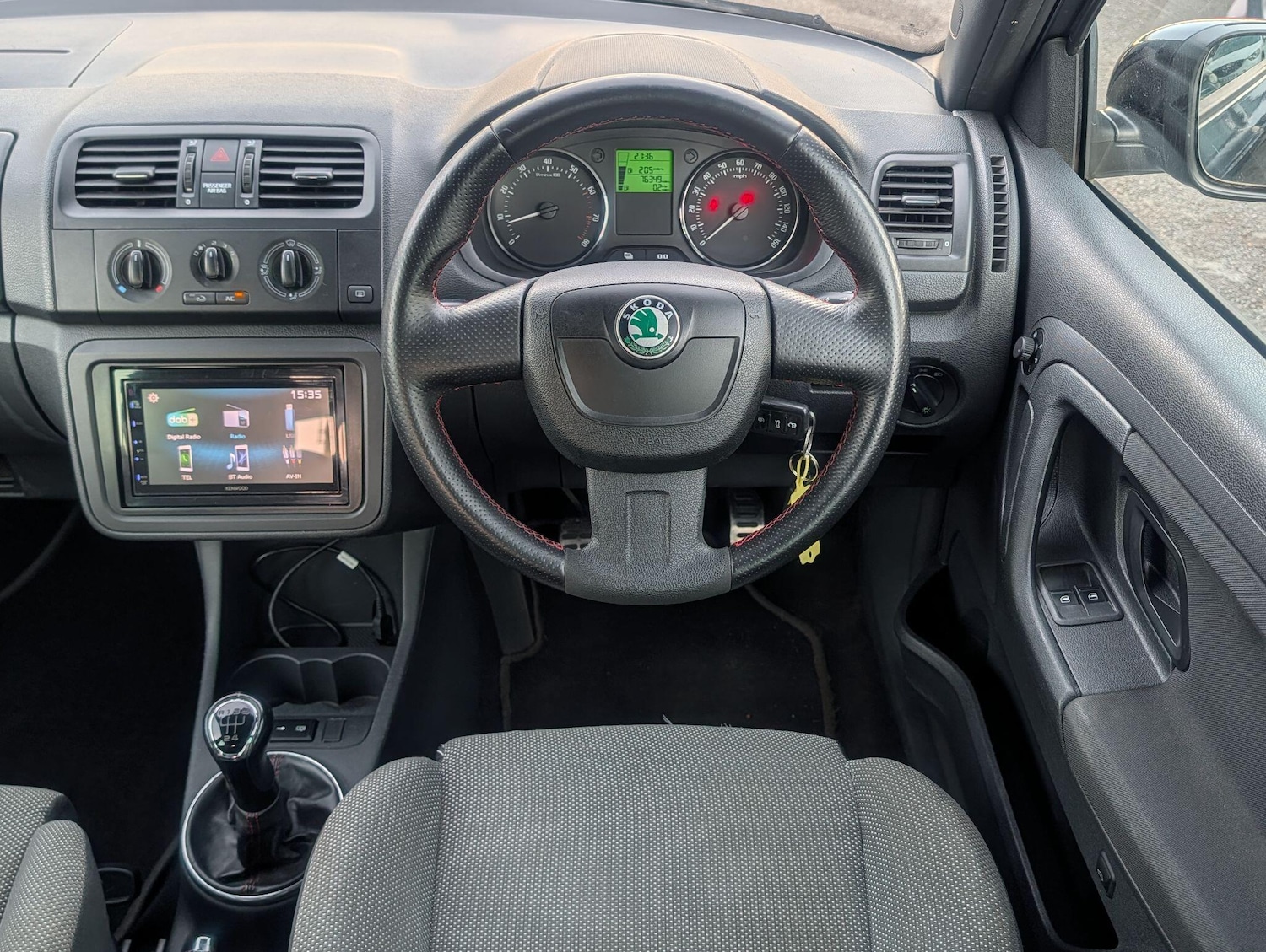 Used Skoda Fabia 2012 for sale - 76634213: Photo 2