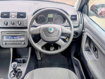 Used Skoda Fabia 2011 for sale - 78947517: Photo