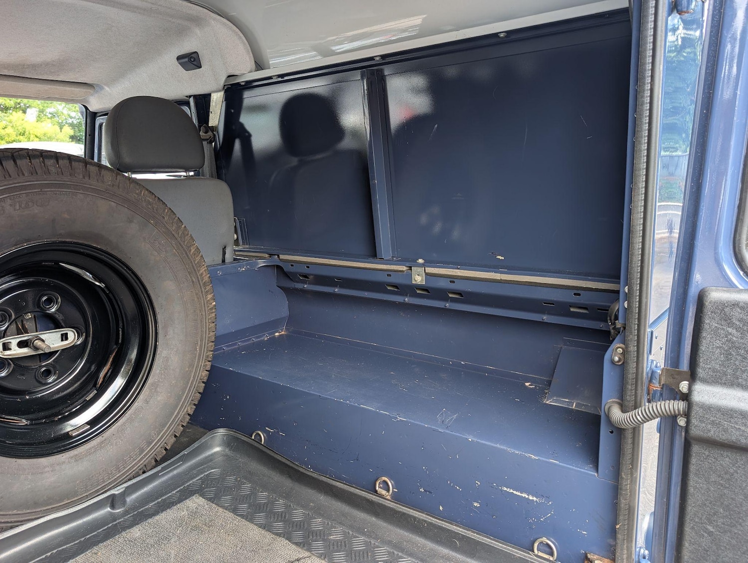Vehicle 29