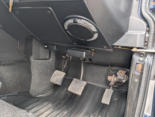 Used Land Rover Defender 90 2010 for sale - 73858248: Photo 48