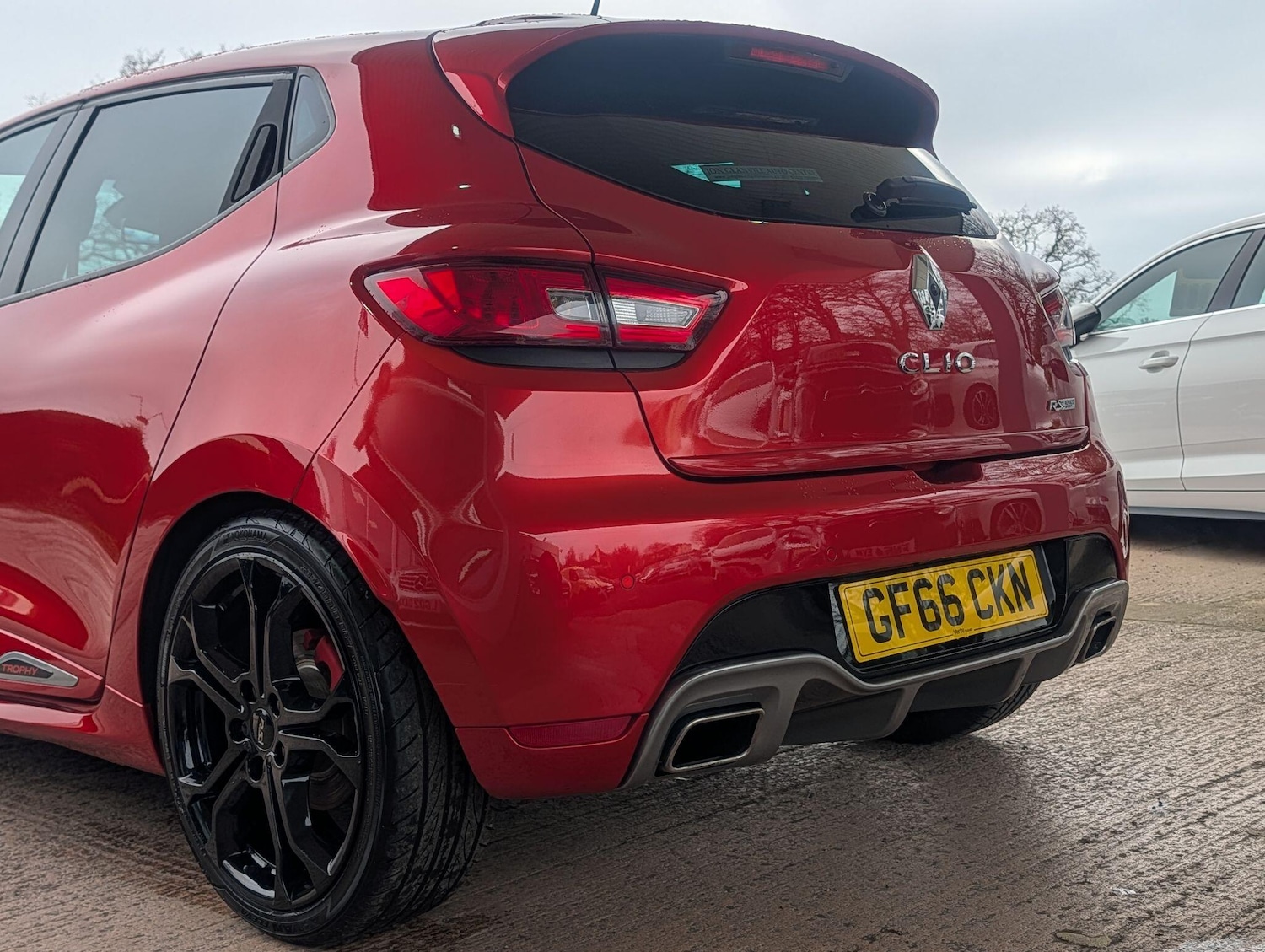 Used Renault Clio for sale - 77925305: Photo 19