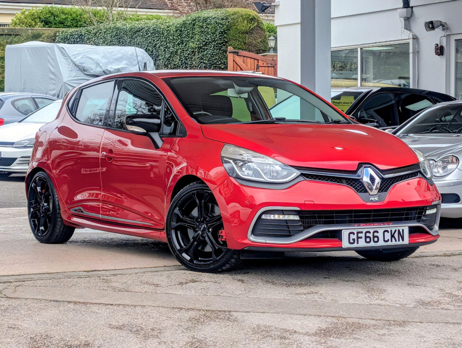 Used Renault Clio for sale - 77925305: Photo 3