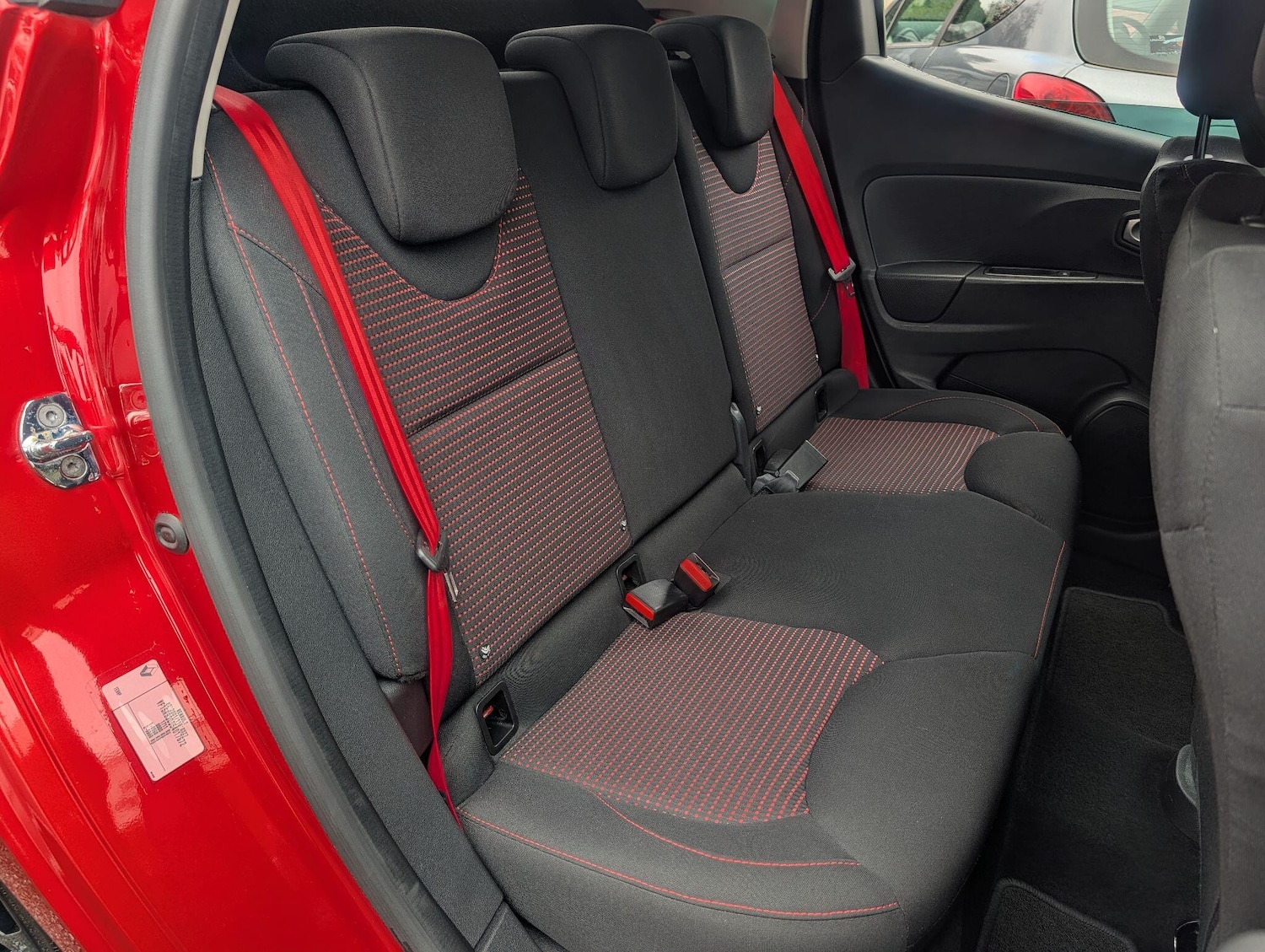 Used Renault Clio for sale - 77925305: Photo 30