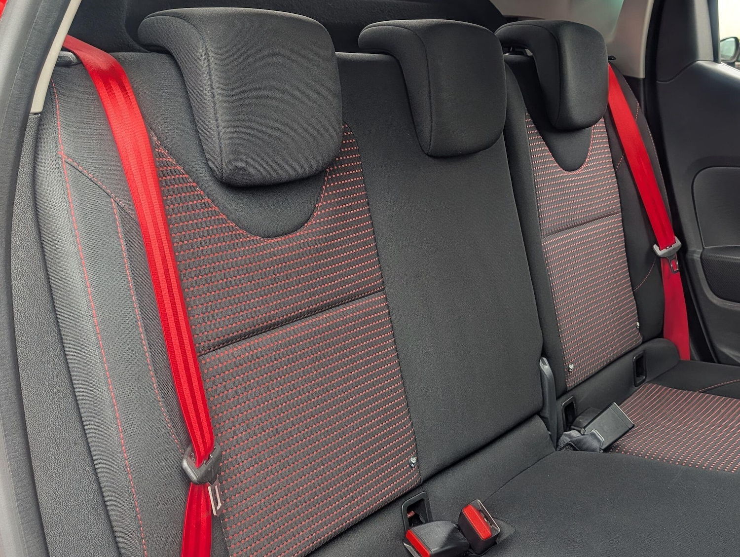 Used Renault Clio for sale - 77925305: Photo 31