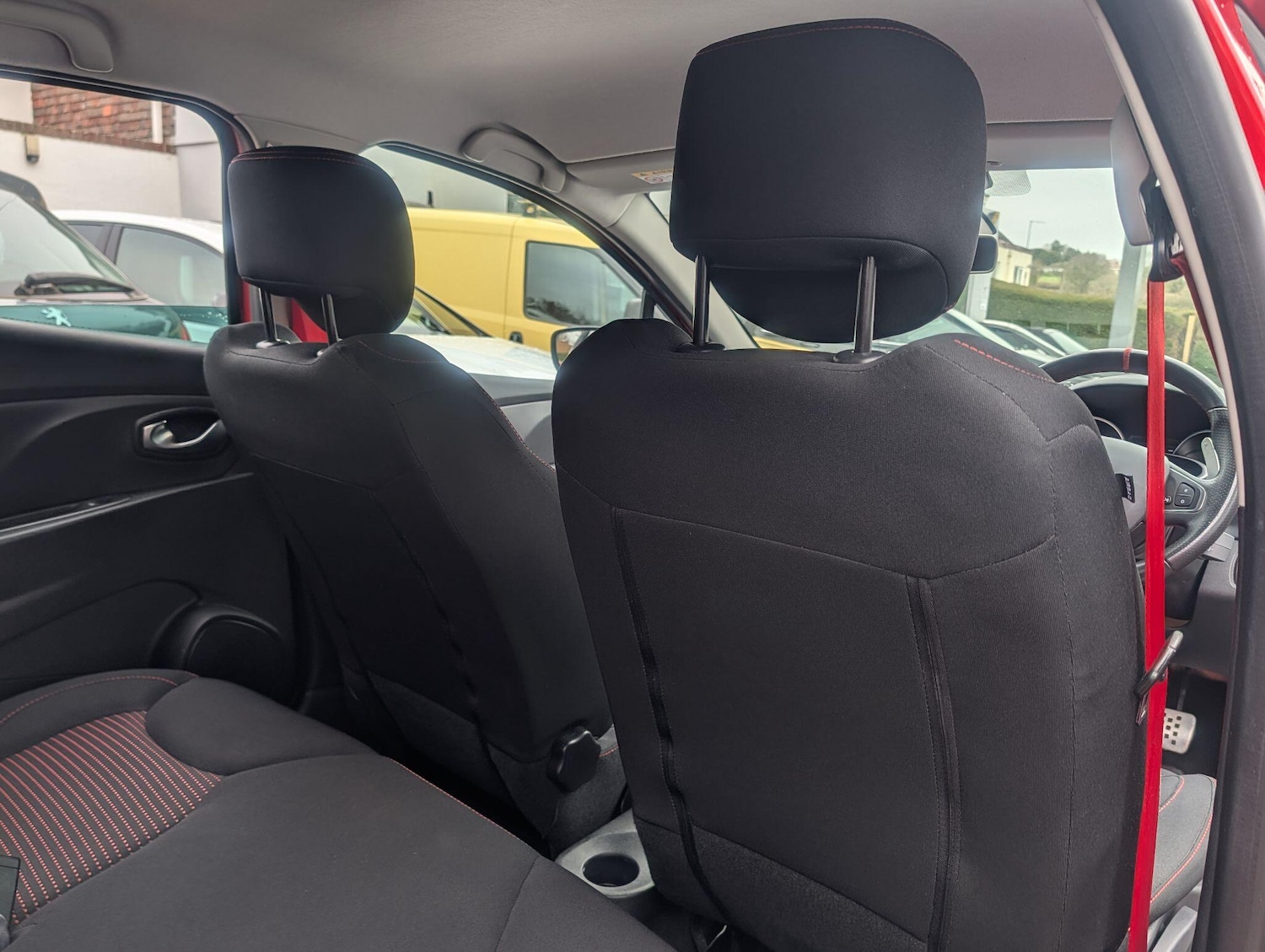 Used Renault Clio for sale - 77925305: Photo 33