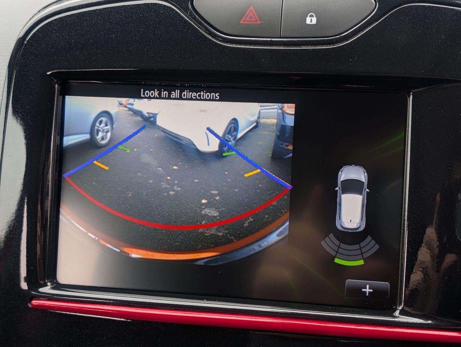 Used Renault Clio for sale - 77925305: Photo 63