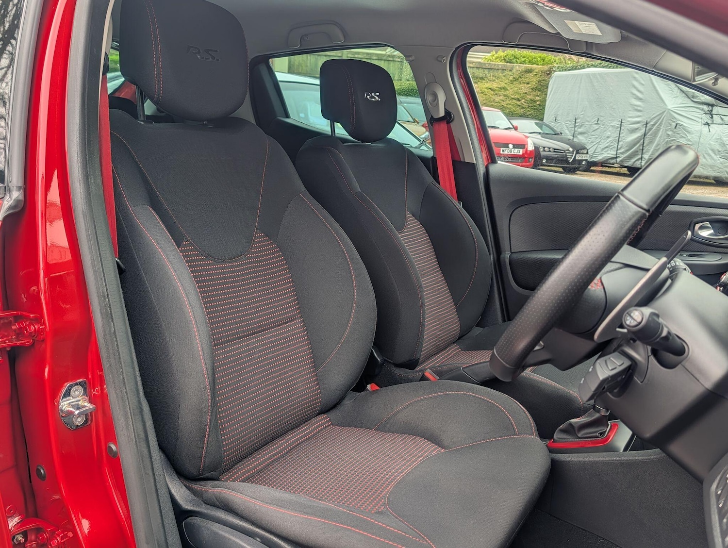 Used Renault Clio for sale - 77925305: Photo 65