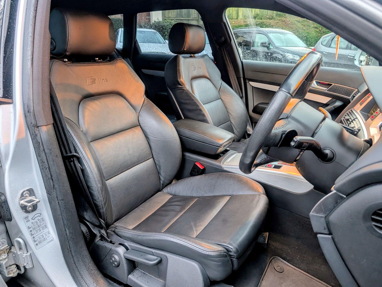 Used Audi A6 2011 for sale - 77440169: Photo 2