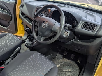 Used Vauxhall Combo 2016 for sale - 78404051: Photo