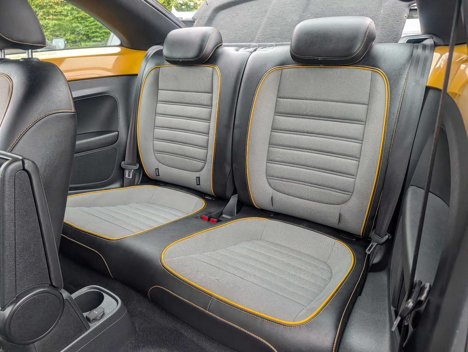 Used Volkswagen Beetle 2017 for sale - 76153173: Photo 11