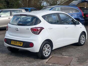 Used Hyundai i10 2019 for sale - 78184247: Photo