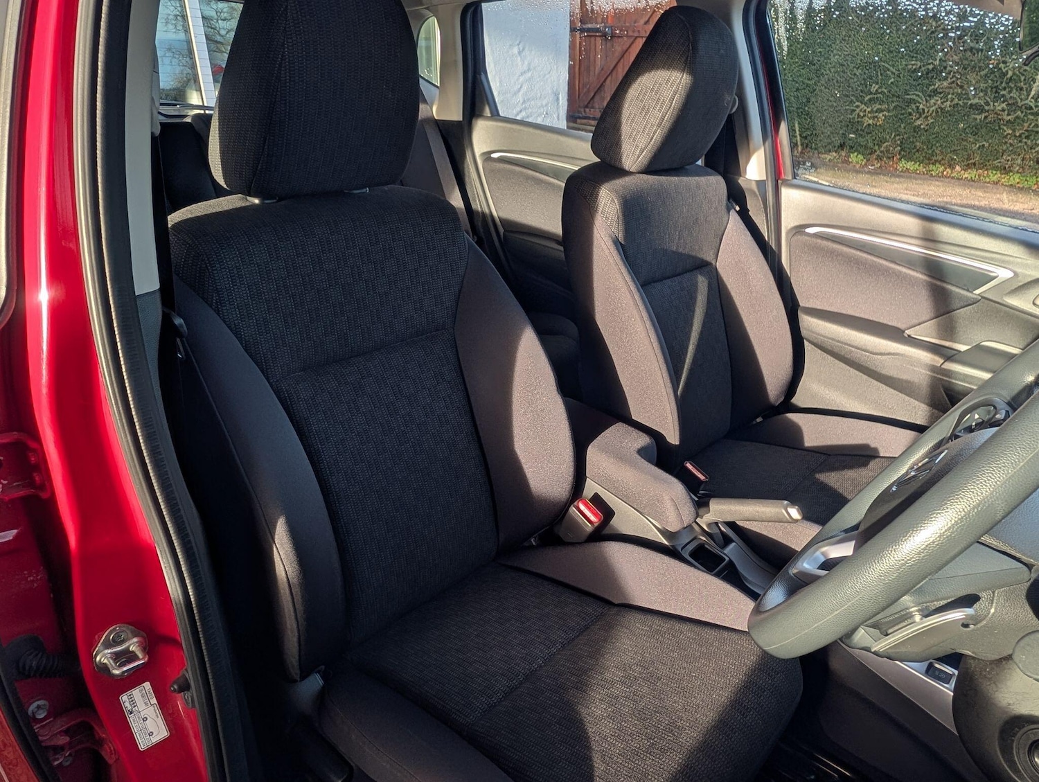 Used Honda Jazz 2016 for sale - 77156077: Photo 4