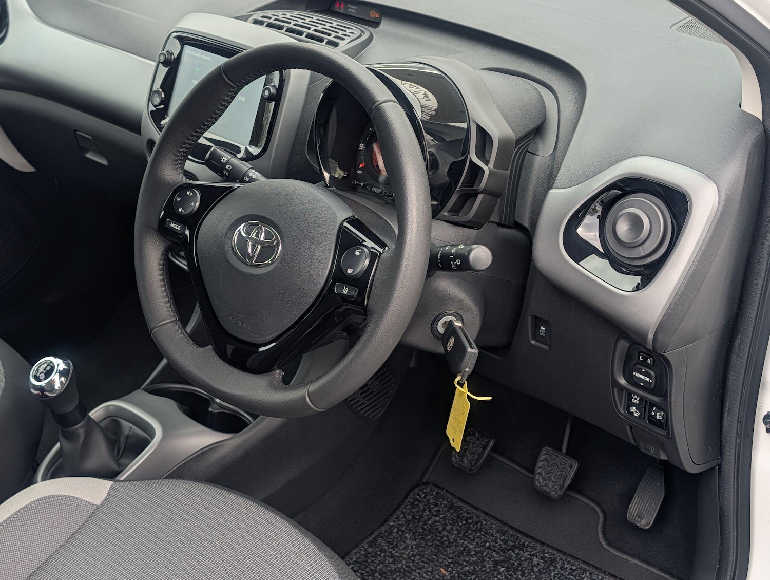 Used Toyota AYGO 2021 for sale - 76765449: Photo 39