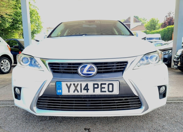 Used Lexus CT 2014 for sale - 75140675: Photo 2