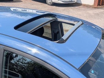 Used Hyundai i10 2018 for sale - 79026432: Photo