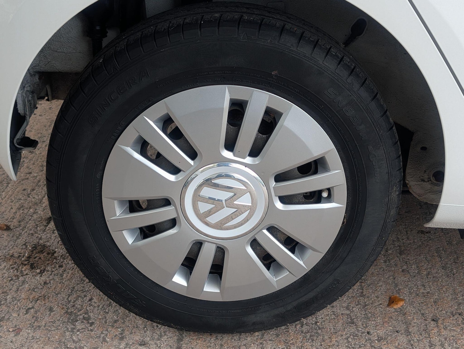 Used Volkswagen up! 2014 for sale - 76336733: Photo 16