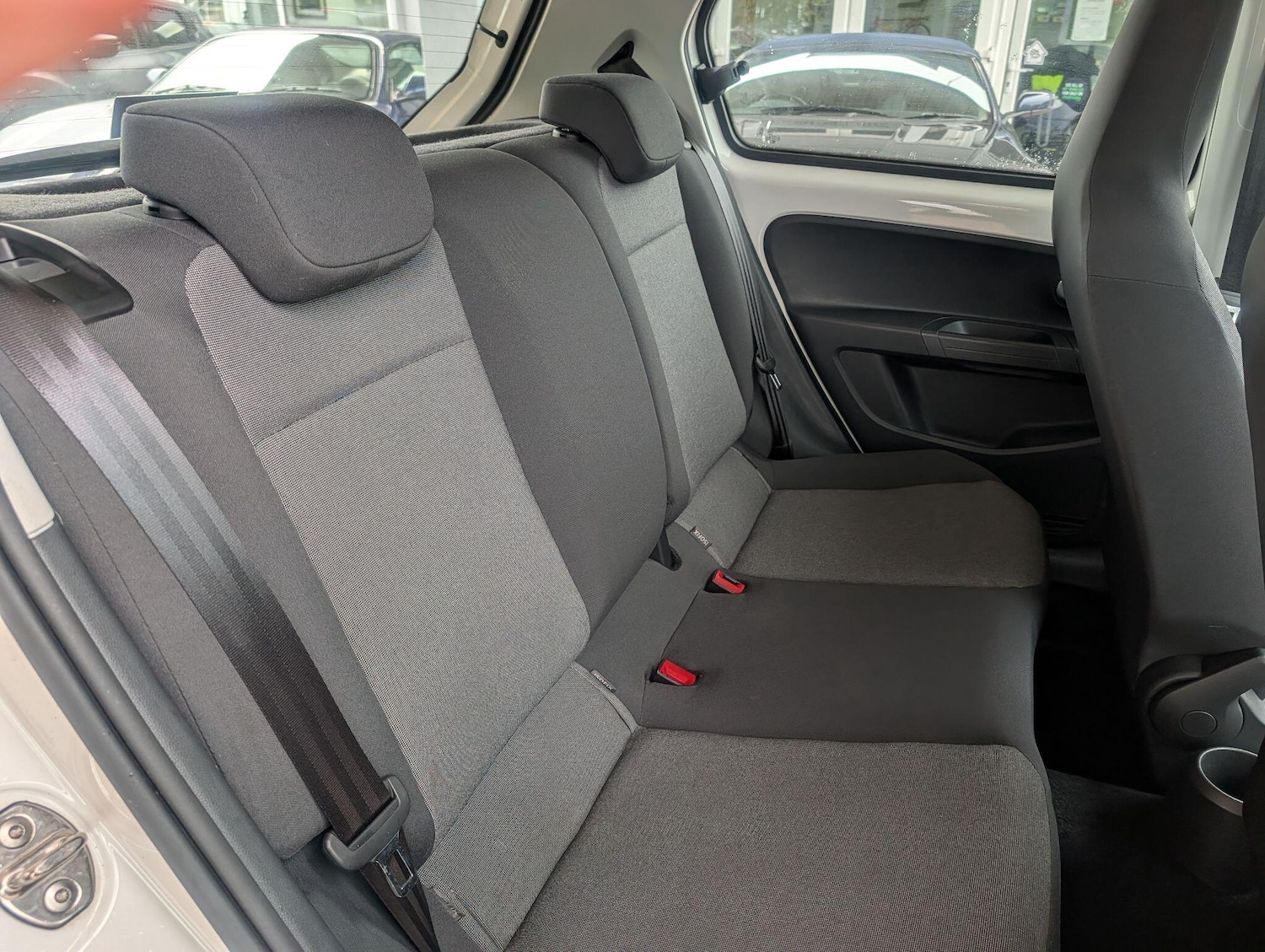 Used Volkswagen up! 2014 for sale - 76336733: Photo 23